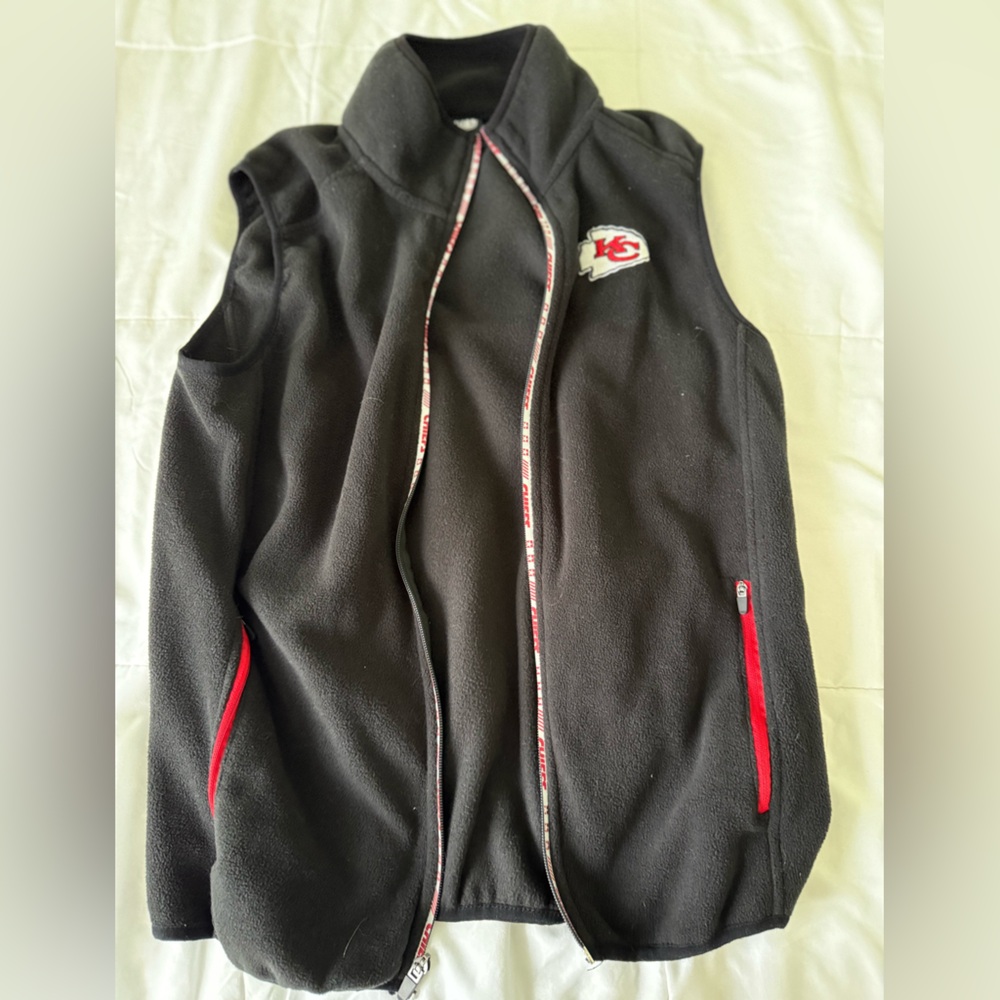 NFL Football Kansas City Chiefs Men’s Fleece Vest